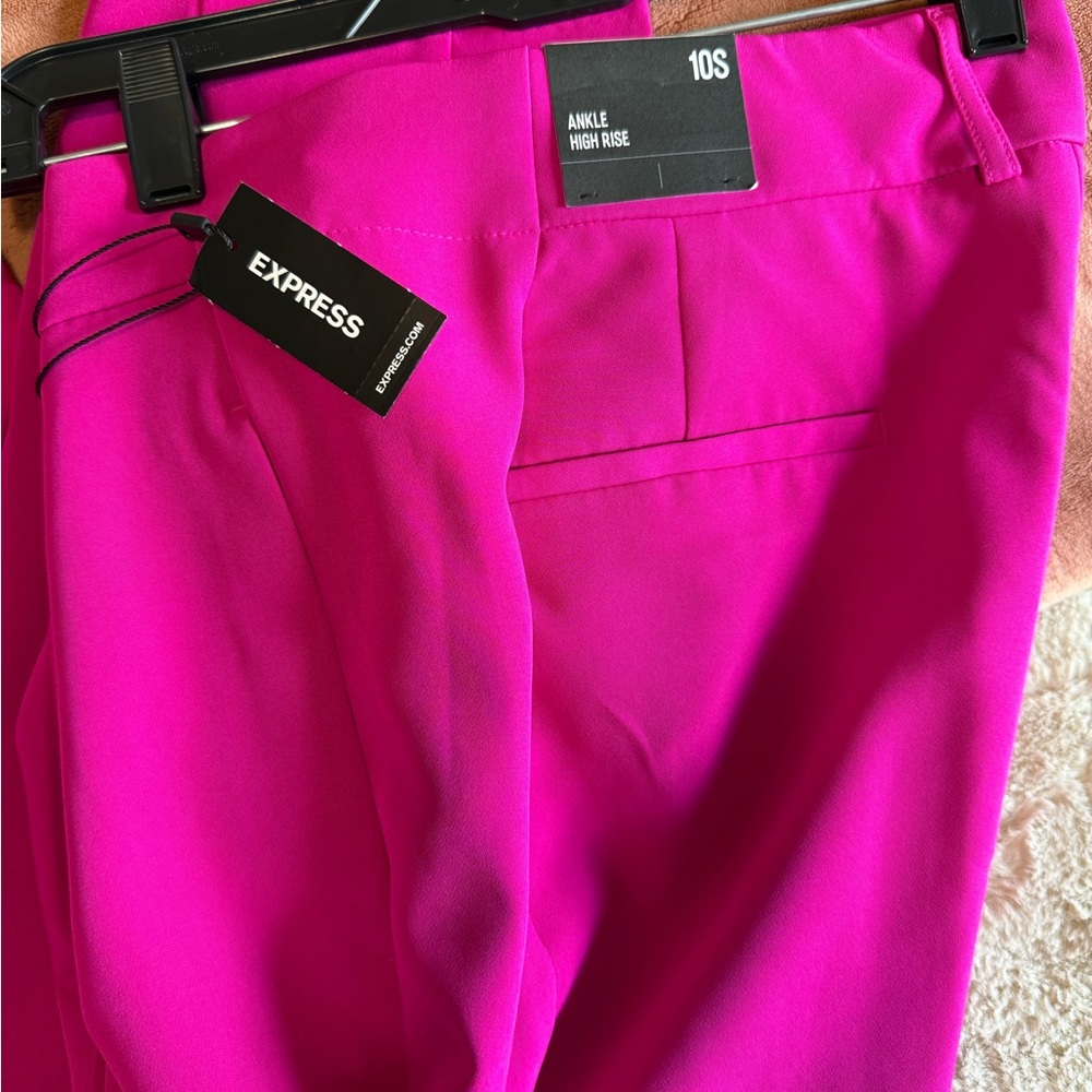 Express Fuchsia Pantsuit-  FREE SHIPPING - Picture 9 of 14